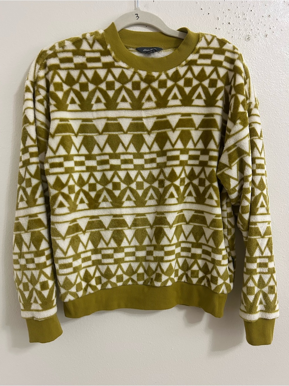 Eddie Bauer fuzzy patterned crewneck sweatshirt